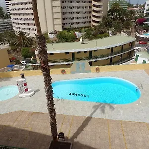 https://los-juncos-402-playa-del-ingls.in-canary-islands.com